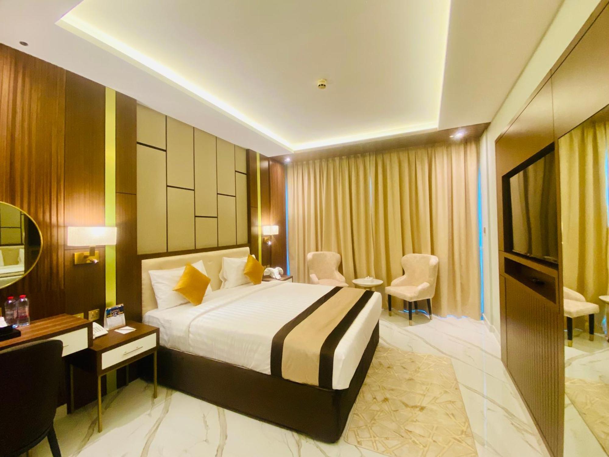 Concorde Deira Hotel -Formerly Golden Tulip Deira Hotel Dubai Esterno foto