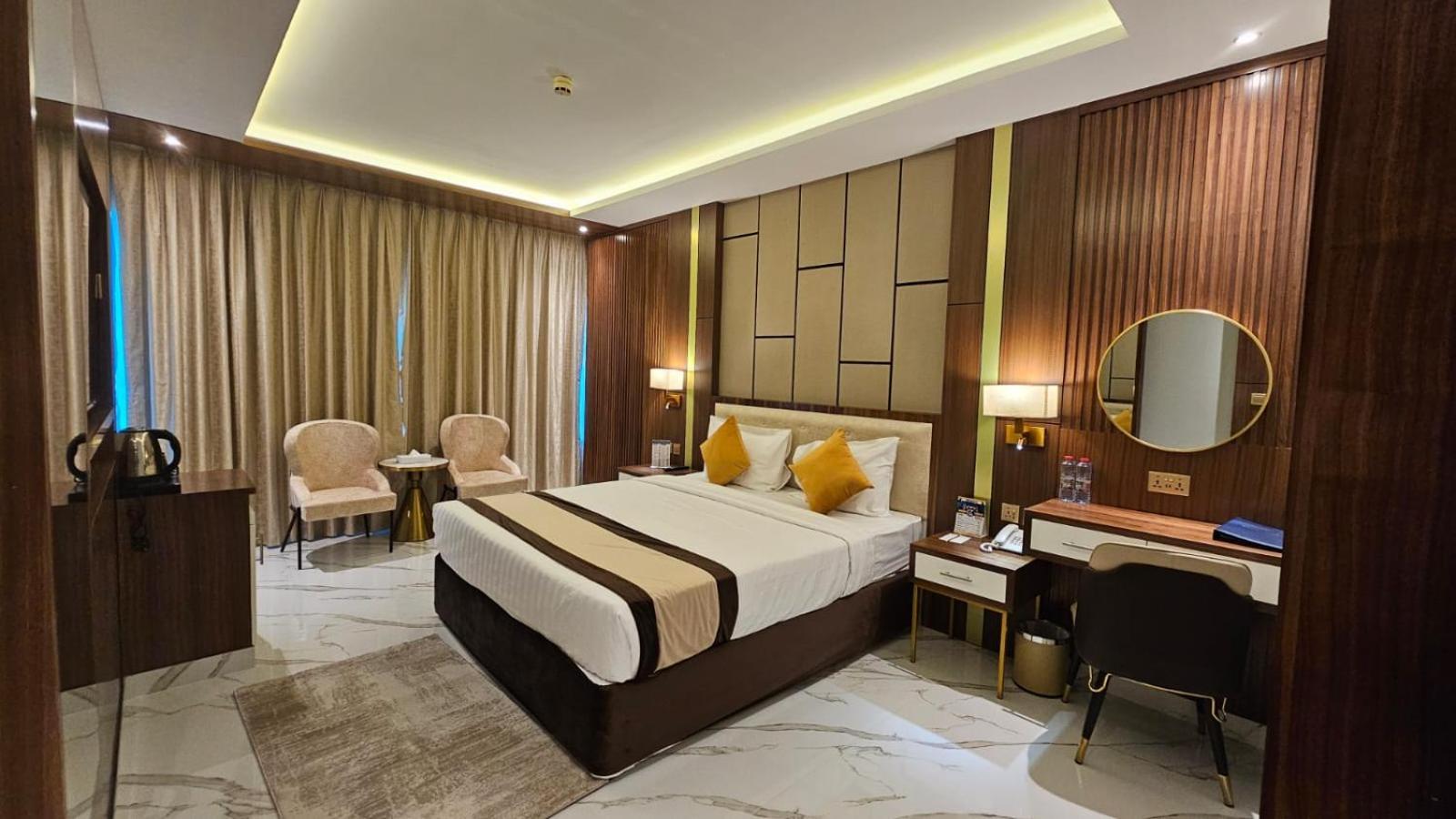 Concorde Deira Hotel -Formerly Golden Tulip Deira Hotel Dubai Esterno foto